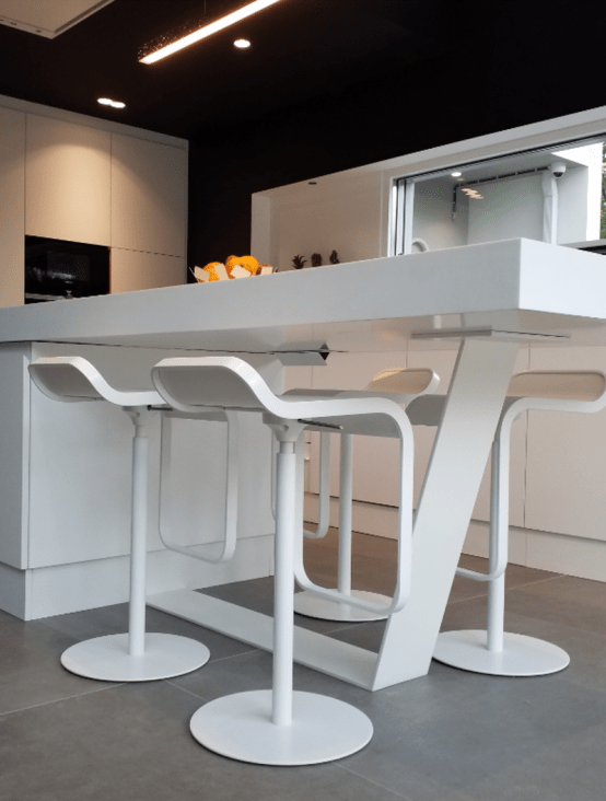 Mobilier sur mesure en métal